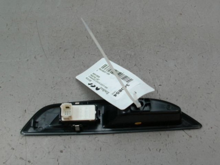 COMMANDE LEVE-GLACE PORTE ARD PEUGEOT 208