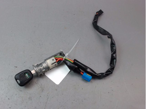 ANTIVOL DE DIRECTION PEUGEOT 206 + 2009-2013