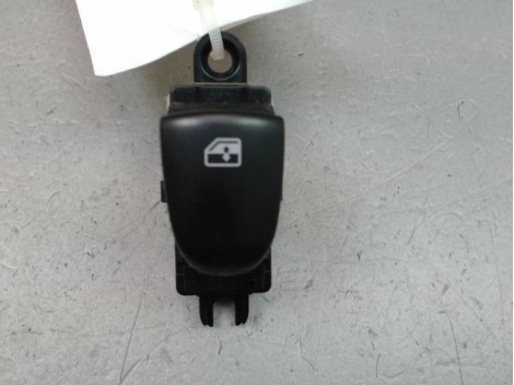 COMMANDE LEVE-GLACE PORTE ARD RENAULT KADJAR BREAK 2015-...