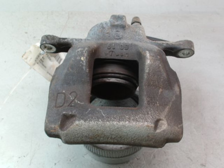 ETRIER DE FREIN AVANT GAUCHE TOYOTA AURIS 2010-