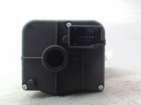 INTERIEUR COMMANDE PHARES MERCEDES CLASSE B 2008-