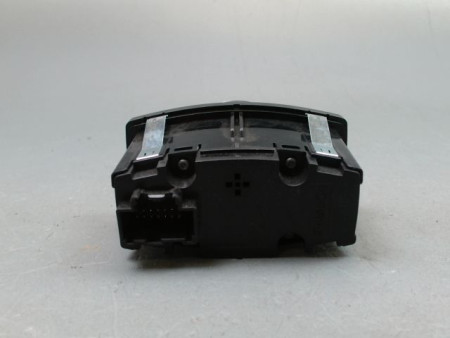 INTERIEUR COMMANDE PHARES FORD KA+