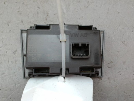 BOUTON DE WARNING VOLKSWAGEN GOLF