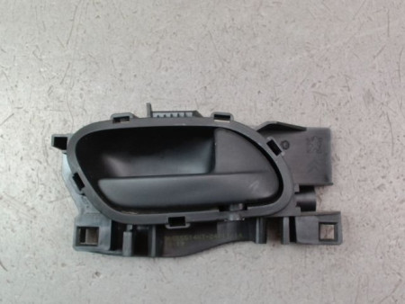 POIGNEE INTERIEURE PORTE AVANT DROIT RENAULT CLIO III Phase 2 2009-2014