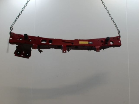 TRAVERSE SUPERIEURE ARMATURE AVANT NISSAN NOTE