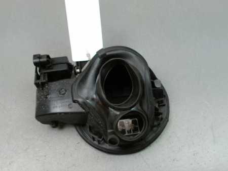 VOLET DE TRAPPE CARBURANT OPEL ZAFIRA