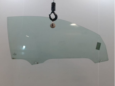 GLACE PORTE AVD PEUGEOT 206 + 2009-2013