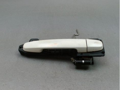 POIGNEE EXTERIEURE PORTE AVANT DROIT TOYOTA AYGO 5P