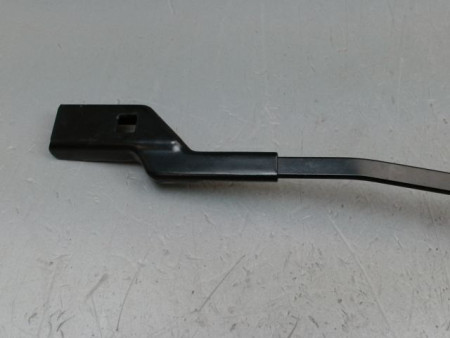 BRAS ESSUIE-GLACE AVANT GAUCHE PEUGEOT 2008