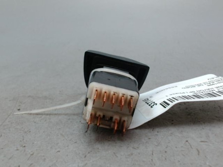 BOUTON DE WARNING RENAULT MEGANE I Phase 1 1995-1999
