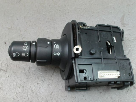 COMMANDE ECLAIRAGE RENAULT SCENIC MONOSP. II Phase 2 2006-2009