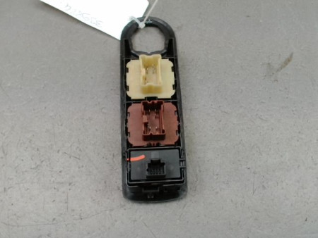 COMMANDE LEVE-GLACE PORTE AVG RENAULT CAPTUR Phase 1 2013-...