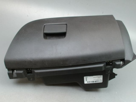 BOITE A GANTS OPEL CORSA 2010-