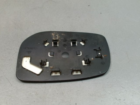 GLACE RETROVISEUR EXT D TOYOTA YARIS II Phase 2 2009-2011