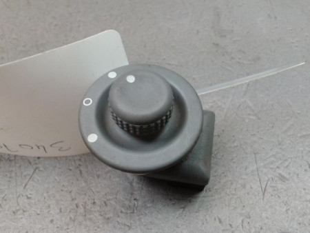 COMMANDE RETROVISSEUR EXTERIEUR ELECTRIQUE RENAULT TWINGO I Phase 3 2000-2007