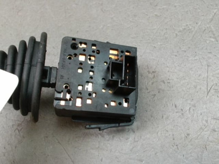COMMANDE CLIGNOTANT OPEL CORSA III Phase 2 (C) 2003-2006