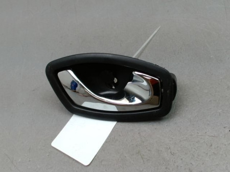 POIGNEE INTERIEURE PORTE AVANT DROIT RENAULT CAPTUR Phase 1 2013-...