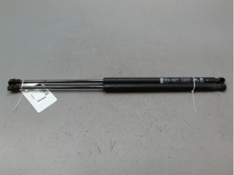 VERIN HAYON G MITSUBISHI SPACESTAR