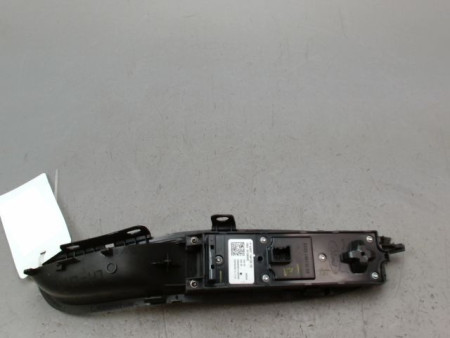 COMMANDE LEVE-GLACE PORTE AVG FORD FOCUS III 2011-...