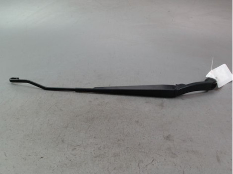 BRAS ESSUIE-GLACE AVANT GAUCHE PEUGEOT 4008