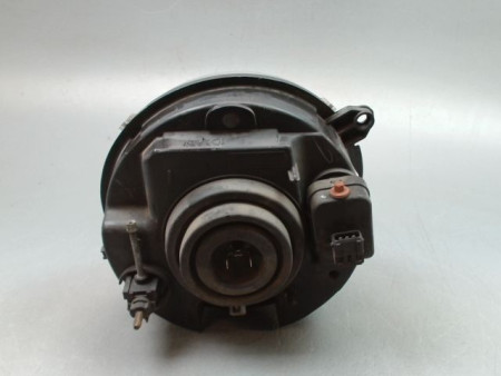 PHARE GAUCHE JEEP CHEROKEE 2004-