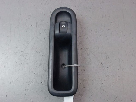 COMMANDE LEVE-GLACE PORTE AVD RENAULT CLIO III Phase 1 2005-2009