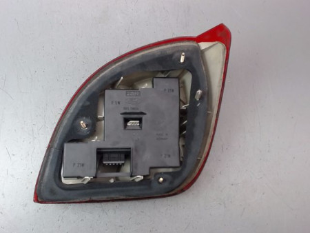 FEU ARRIERE GAUCHE  FORD FIESTA IV Phase 2 1999-2002