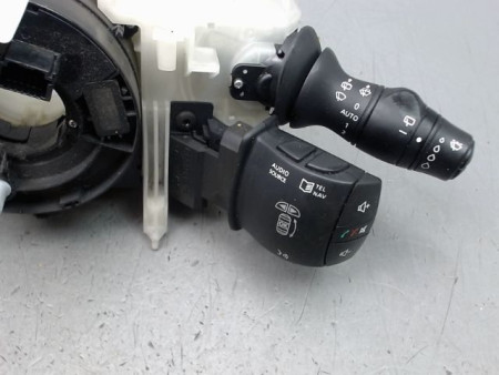 BLOC COMMODOS RENAULT MEGANE COUPE III Phase 1 2008-2012