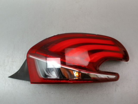 FEU ARRIERE DROIT PEUGEOT 208 Phase 1 2012-...