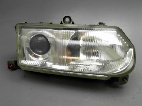 PHARE DROIT ALFA ROMEO 146