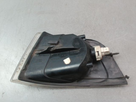 CLIGNOTANT DROIT VOLVO V40 2000-
