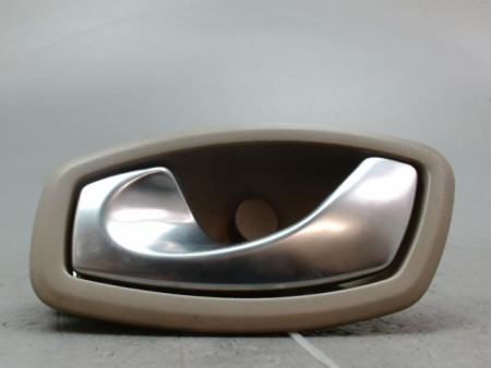 POIGNEE INTERIEURE PORTE AVANT GAUCHE RENAULT GRAND SCENIC MONOSP. III Phase 1 LONG 2009-2011