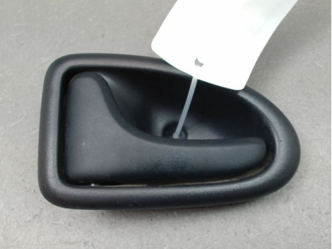 POIGNEE INTERIEURE PORTE ARRIERE GAUCHE RENAULT CLIO II Phase 2 2001-2006