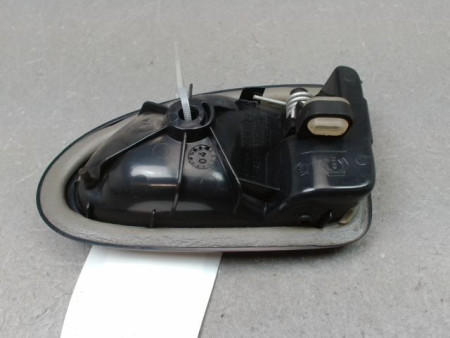 POIGNEE INTERIEURE PORTE ARRIERE GAUCHE RENAULT CLIO II Phase 2 2001-2006