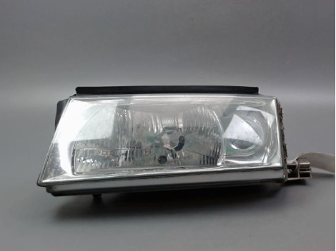 PHARE GAUCHE SKODA OCTAVIA I Phase 2 2000-2010