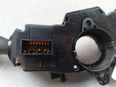 BLOC COMMODOS KIA STONIC