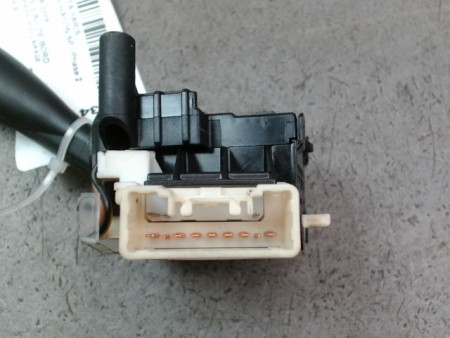 COMMANDE ECLAIRAGE TOYOTA YARIS I Phase 2 2003-2005