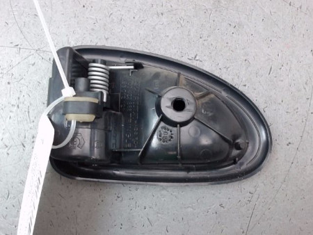 POIGNEE INTERIEURE PORTE ARRIERE DROIT RENAULT CLIO CAMPUS II Phase 1 2006-2009