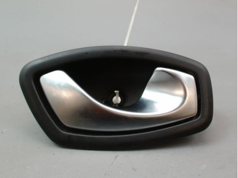 POIGNEE INTERIEURE PORTE AVANT DROIT RENAULT ZOE