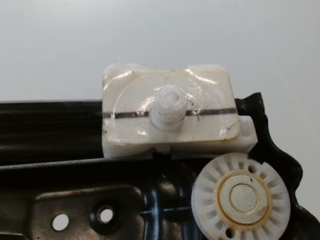 MECANISME+MOTEUR LEVE-GLACE AVANT GAUCHE PEUGEOT 308 2009-