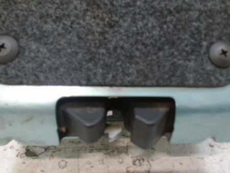 COFFRE ARRIERE FORD FOCUS BERL. I 1998-2004