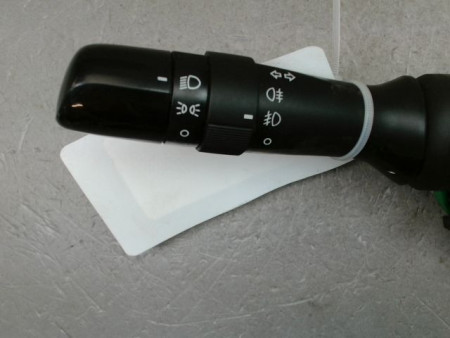 COMMANDE ECLAIRAGE TOYOTA VERSO-S