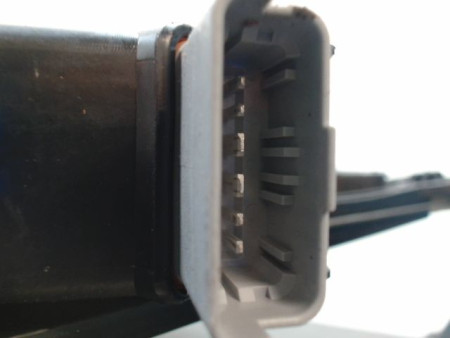 MECANISME+MOTEUR LEVE-GLACE AVANT GAUCHE PEUGEOT 2008