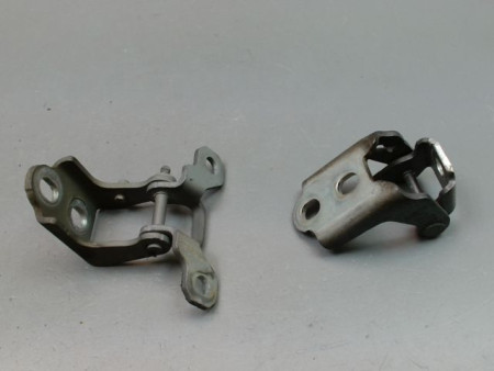 CHARNIÈRE PORTE AVD RENAULT ESPACE 2009-