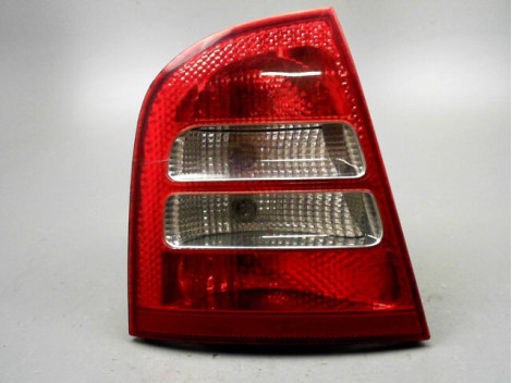 FEU ARRIERE GAUCHE  SKODA OCTAVIA I Phase 2 2000-2010