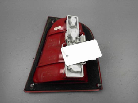 FEU ARRIERE GAUCHE  SKODA OCTAVIA I Phase 2 2000-2010