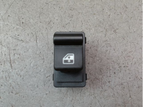 COMMANDE LEVE-GLACE PORTE AVD ALFA ROMEO MI.TO 2008-...