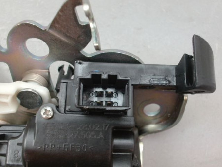 SERRURE COFFRE ARRIERE AUDI A3