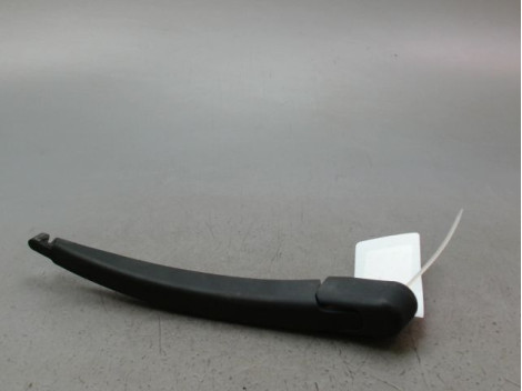 BRAS ESSUIE-GLACE ARRIERE FORD FIESTA 2010-