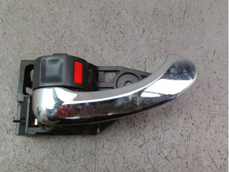 POIGNEE INTERIEURE PORTE AVANT GAUCHE TOYOTA RAV4 BREAK III Phase 1 2006-2009